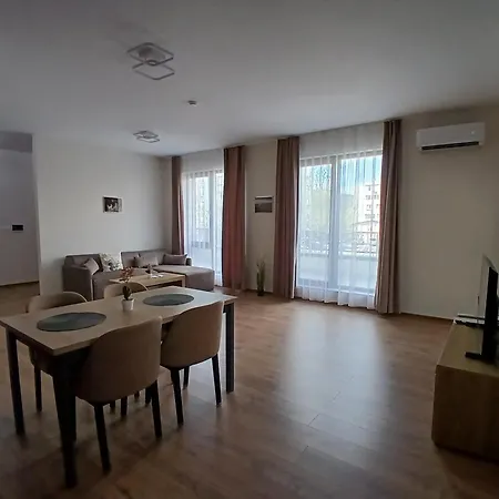 Ξενοδοχείο με διαμερίσματα Pana