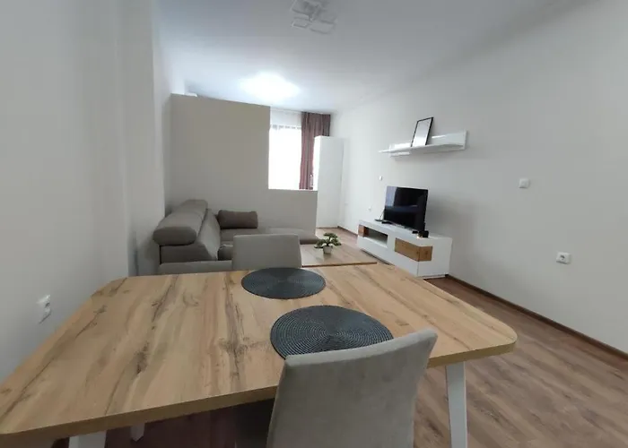 Pana 파나규리슈테